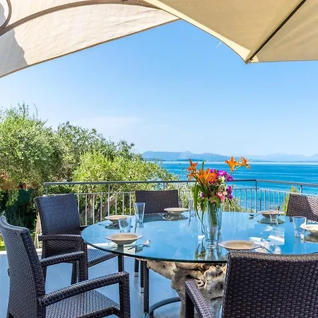 Villa Apanemia Mare Vila *